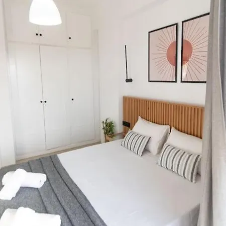 Apartment Airy Flat At Xenios Avlais *