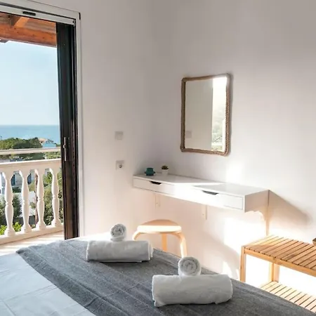 Airy Flat At Xenios Avlais * Alykanas (Zakynthos)