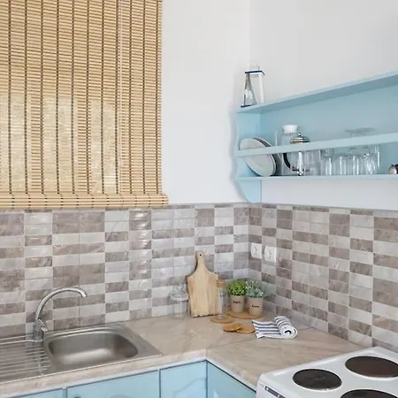 Airy Flat At Xenios Avlais Alykanas (Zakynthos)